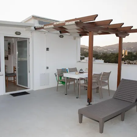 White Heaven * Lakkíon