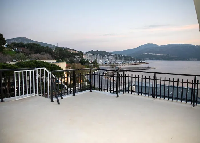 White Heaven Daire Lakkíon