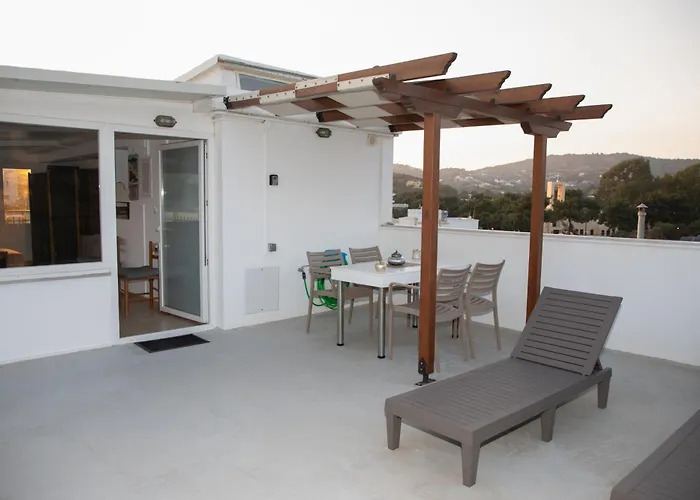 White Heaven * Lakkíon